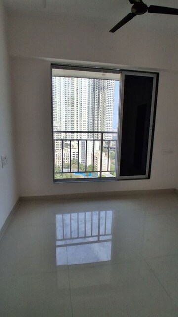 Room in 2 BHK Apartment at DGS Sheetal Tapovan, Malad East – for Rent