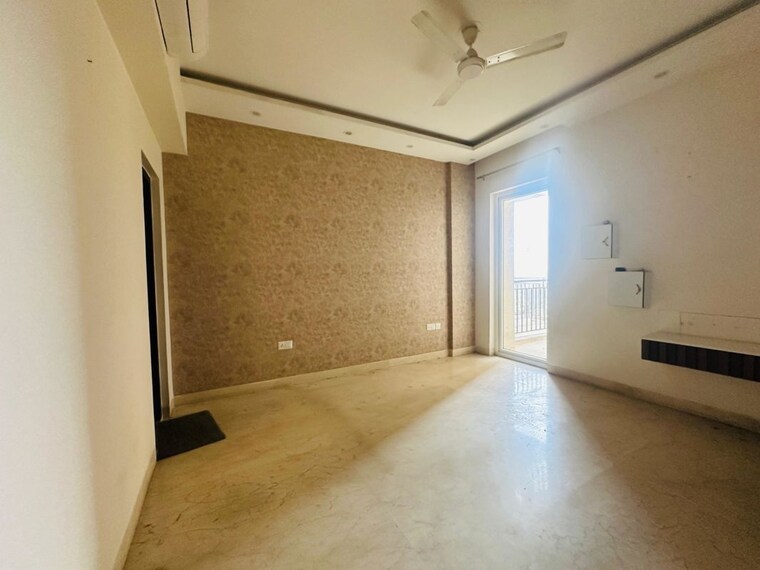 Room, puri-anand-villas-phase-ii 3 Bedroom 1895 Sq.Ft. Apartment In Sector 81 Faridabad 9919425