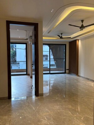 Room in 3 BHK Builder Floor at Greater Kailash I – for Sale