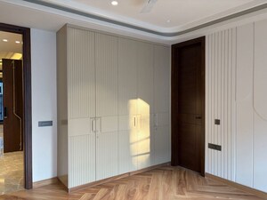 Room in 3 BHK Builder Floor at Greater Kailash I – for Sale