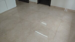 Room in 1 BHK Apartment at Satellite Royale, Goregaon East – for Rent