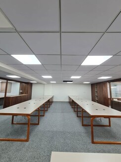Office Space For Rent in Thaltej