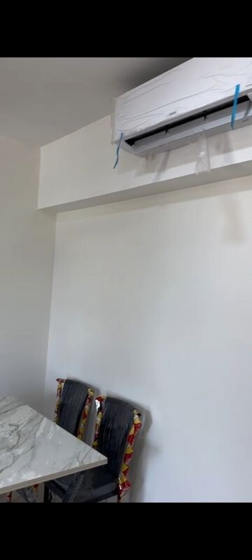 Room in 2 BHK Apartment at Lodha Primo, Parel – for Sale