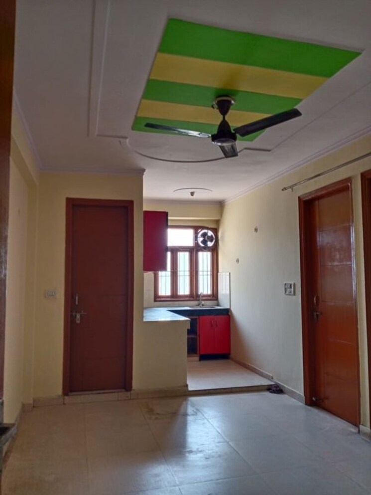 Living Room, gardenia-golf-city 2 Bedroom 950 Sq.Ft. Apartment In Sector 75 Noida 9919464