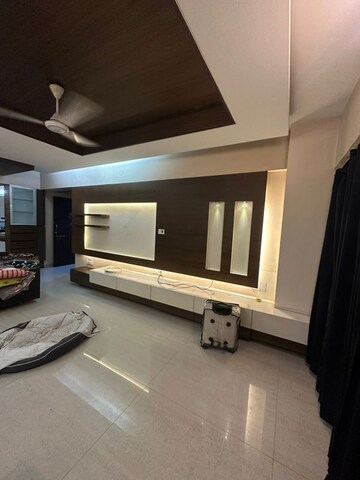 Parking in 3 BHK Apartment at Sigma One, Paud Road – for Rent