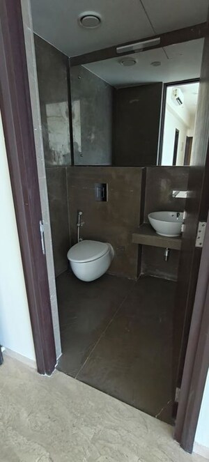 Bathroom in 4 BHK Apartment at Raheja Imperia, Worli – for Rent