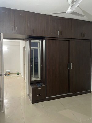 Room in 2 BHK Apartment at AVL 36 Gurgaon, Sector 36 – for Rent