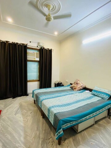 2 BHK Builder Floor For Rent in Aerocity
