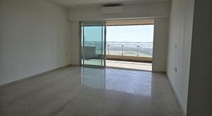 Room in 3 BHK Apartment at Lokhandwala Minerva Mahalaxmi, Mahalaxmi – for Sale