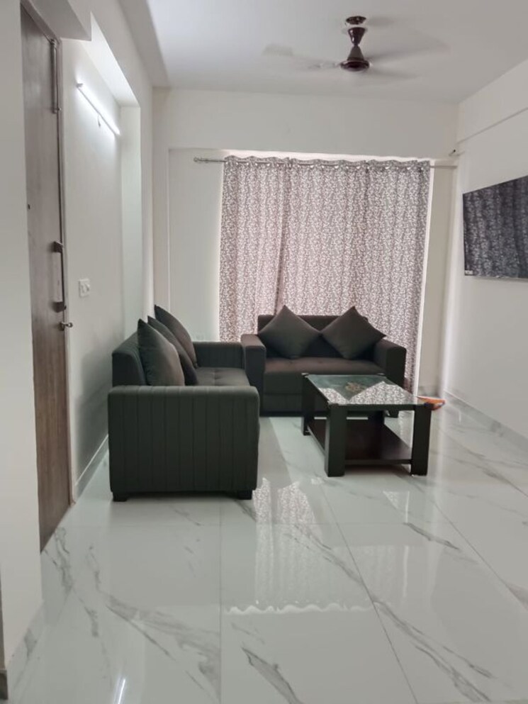 Team Area, smart-world-gems 2 Bedroom 1105 Sq.Ft. Apartment In Sector 89 Gurgaon 9919532