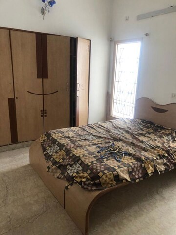 Bedroom in 5 BHK Villa at Hrbr Layout – for Rent