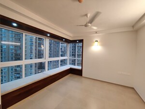 Room in  Apartment at Bhartiya Nikoo Homes Phase 2, Thanisandra Main Road – for Rent