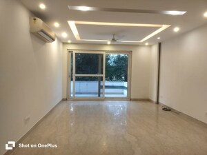 3 BHK Builder Floor For Rent in Defence Colony