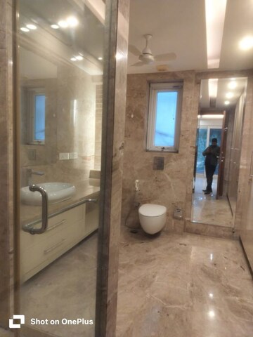 Bathroom in 3 BHK Builder Floor at Defence Colony – for Rent