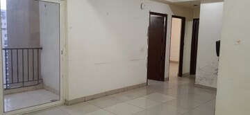 Room in 3 BHK Apartment at Panchsheel Greens II, Sector 16 Greater Noida – for Rent