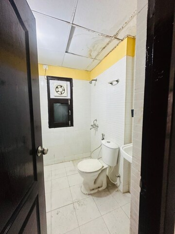 Bathroom in 3 BHK Apartment at RPS Savana, Sector 88 – for Rent