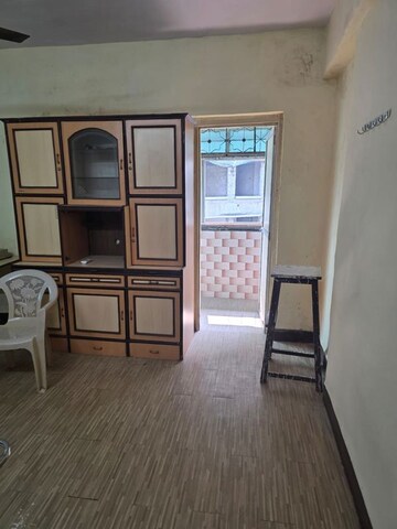 Room in 1.5 BHK Apartment at STC Employees CHS, Andheri East – for Rent