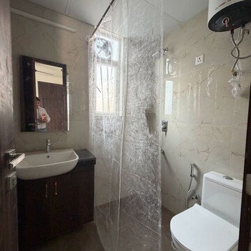 Bathroom in 2.5 BHK Apartment at M3M Soulitude, Sector 89 – for Rent