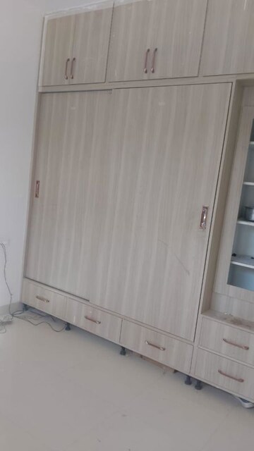 Room in 3 BHK Builder Floor at Aerocity – for Rent