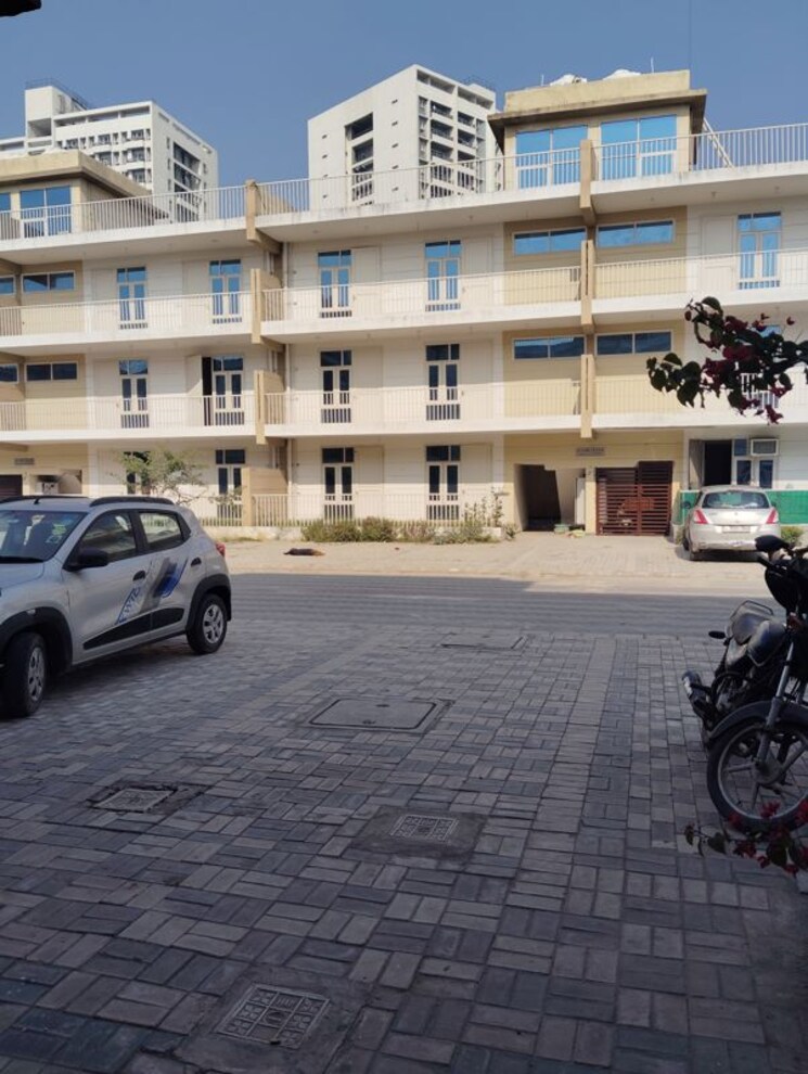  Parking, tdi-the-retreat 3 Bedroom 2250 Sq.Ft. Apartment In Sector 89 Faridabad 9919566