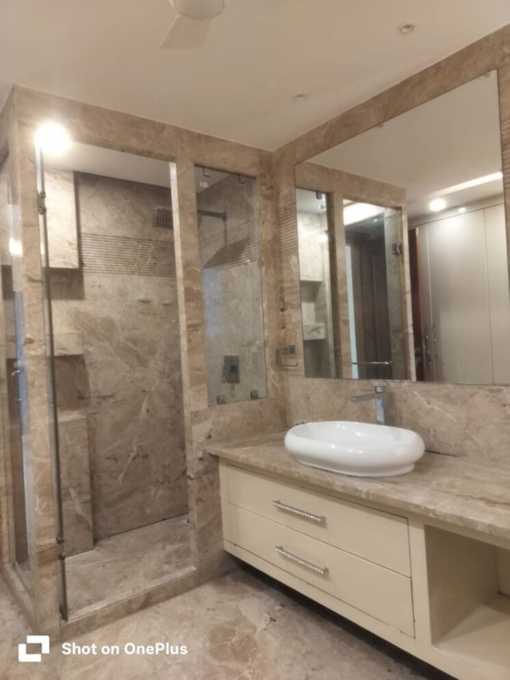 Study Room, defence colony 3 Bedroom 3000 Sq.Ft. Builder Floor In Defence Colony Delhi 9919575