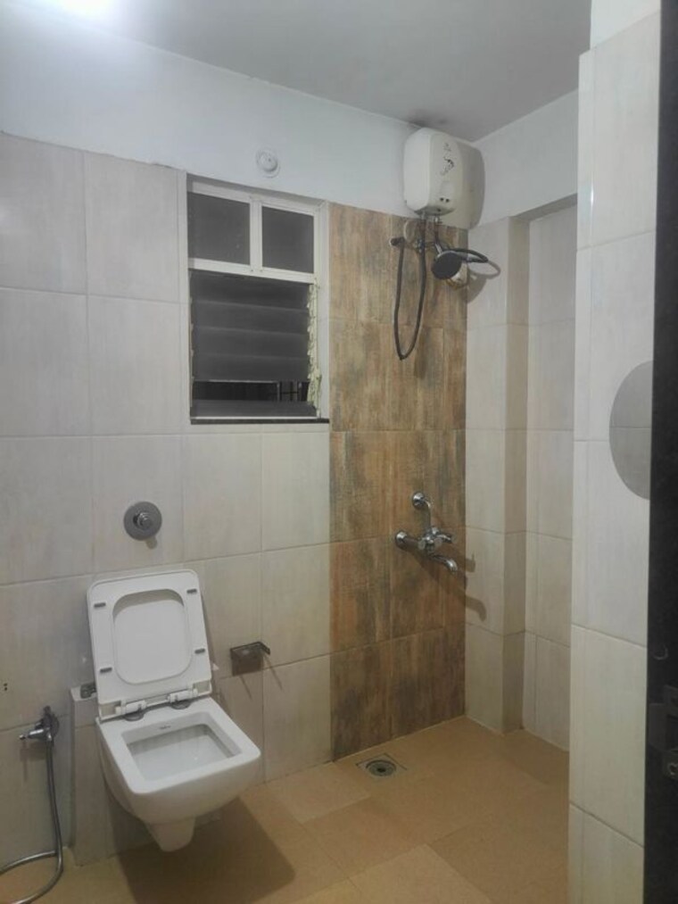 Bathroom, narhe 3 Bedroom 1250 Sq.Ft. Apartment In Narhe Pune 9919548