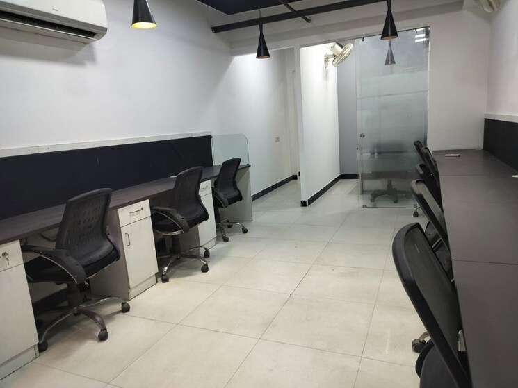 Team Area, sector 2 Commercial Office Space 600 Sq.Ft. In Sector 2 Noida 9919579