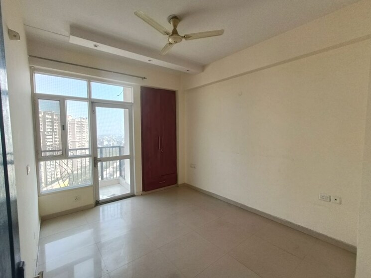 Room, prateek-wisteria 3 Bedroom 1385 Sq.Ft. Apartment In Sector 77 Noida 9919584