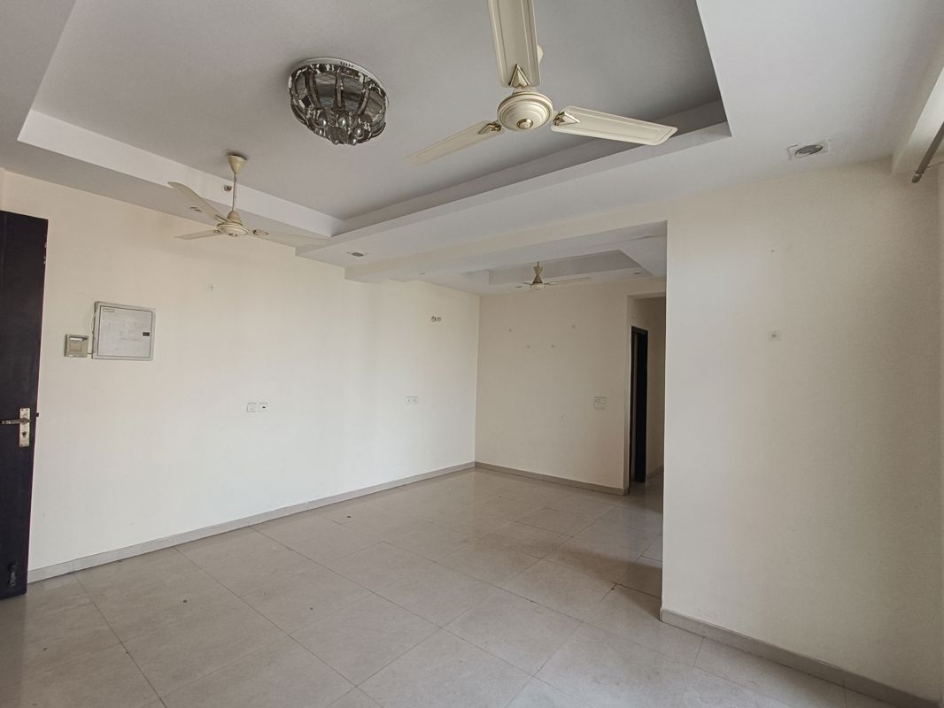 3 BHK + Pooja Room 1385 Sq.Ft. Apartment in Prateek Wisteria