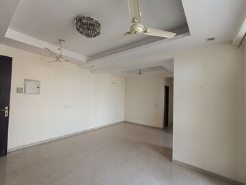 3 BHK Apartment For Sale in Prateek Wisteria, Sector 77