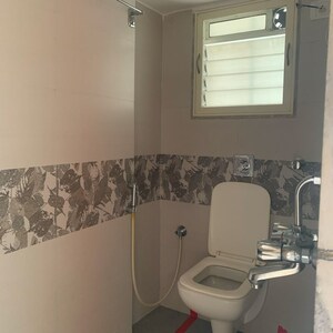 Attached Bathroom in 3 BHK Apartment at Borivali West – for Rent