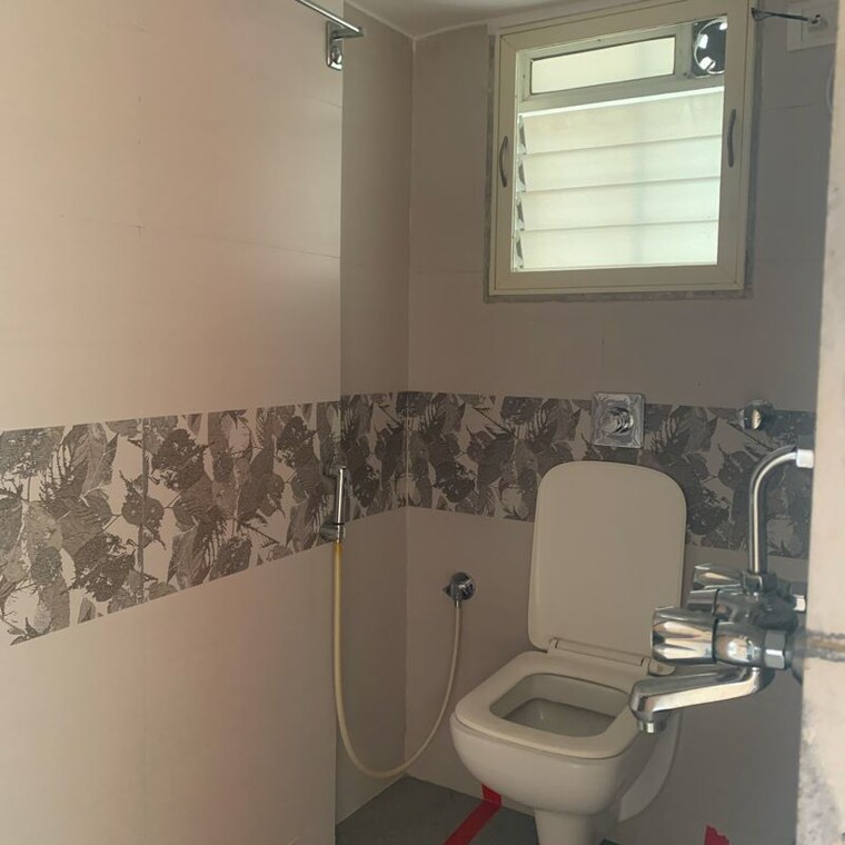Attached Bathroom, borivali west 3 Bedroom 900 Sq.Ft. Apartment In Borivali West Mumbai 9911169