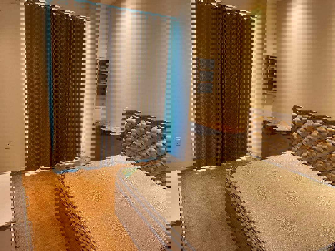 3 BHK + Servant Room Apartment For Rent in Mahagun Mezzaria