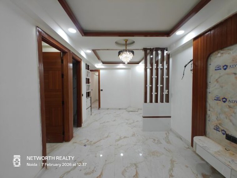 Living Room, sector 73 3 Bedroom 1400 Sq.Ft. Builder Floor In Sector 73 Noida 9919621