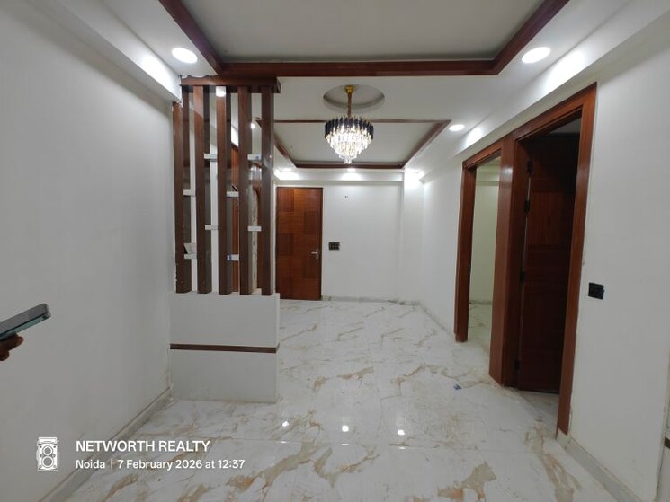 Living Room, sector 73 3 Bedroom 1400 Sq.Ft. Builder Floor In Sector 73 Noida 9919621