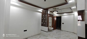 Living Room in 3 BHK Builder Floor at Sector 73 – for Sale