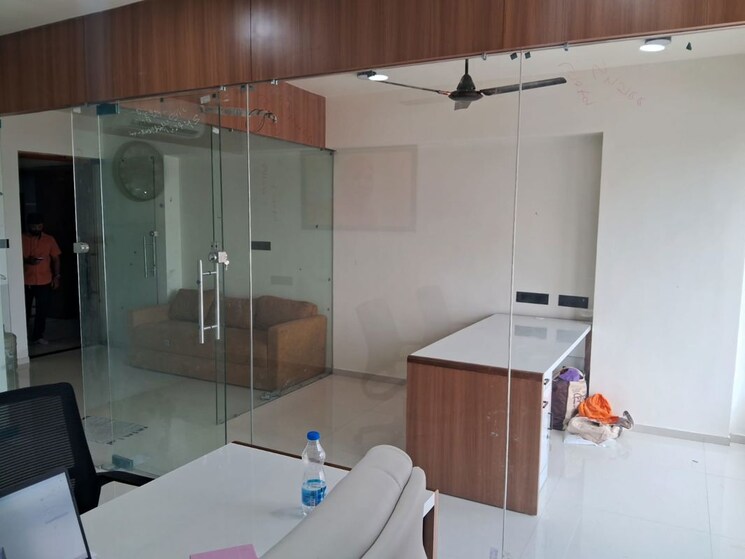 Team Area, naranpura Commercial Office Space 684 Sq.Ft. In Naranpura Ahmedabad 9919619