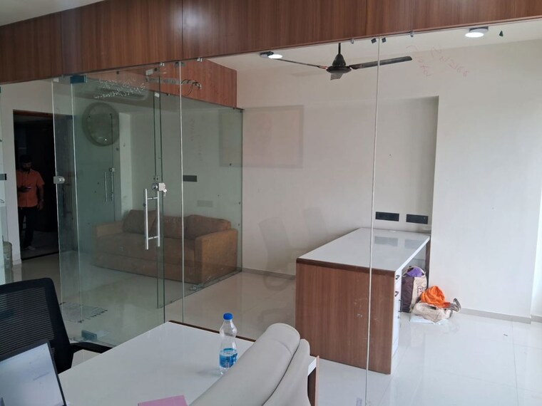 Team Area, naranpura Commercial Office Space 684 Sq.Ft. In Naranpura Ahmedabad 9919619