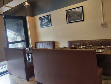 Kitchen in  Shop at Palm Beach – for Rent