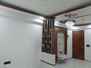 Room in 3 BHK Builder Floor at Sector 73 – for Sale