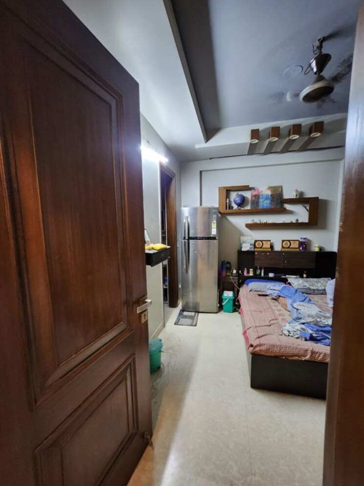 Bedroom, chittaranjan park 3 Bedroom 1300 Sq.Ft. Builder Floor In Chittaranjan Park Delhi 9919654