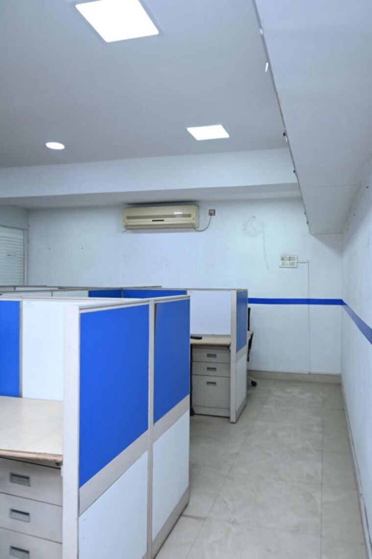 Team Area, kolkatta gpo Commercial Office Space 1510 Sq.Ft. In Kolkatta Gpo Kolkata 9919630