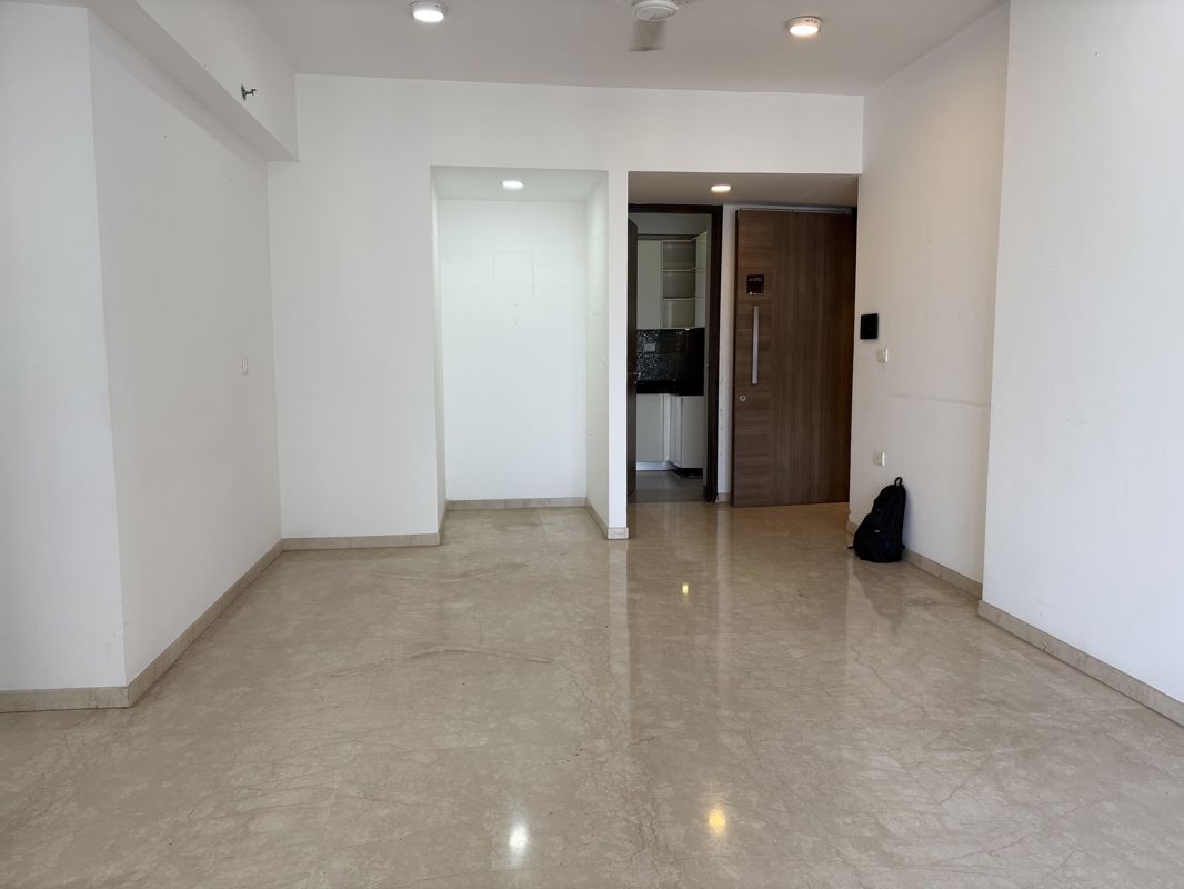 2 BHK + Pooja Room,Extra Room Apartment For Rent in Lodha The Park