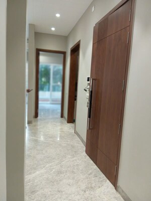 Room in 3 BHK Builder Floor at Kalkaji – for Rent