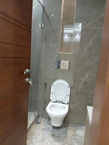  3 BHK Builder Floor at Kalkaji – for Rent