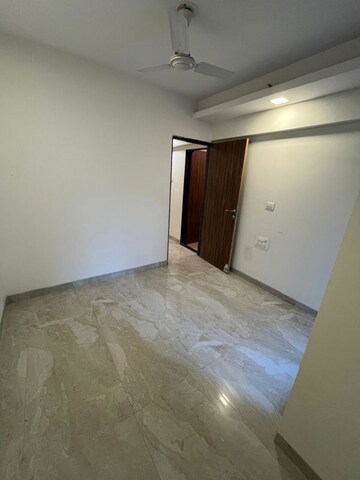 1 BHK Apartment For Sale in Sevenstar Plaza, Borivali East