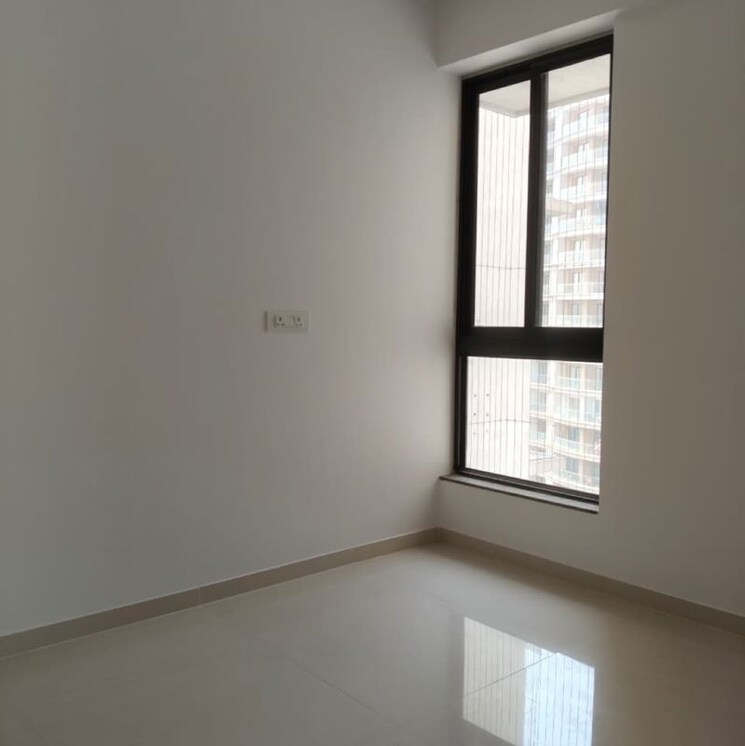 Room, sunteck-avenue-2 2.5 Bedroom 900 Sq.Ft. Apartment In Mahatma Jyotibha Phule Nagar Mumbai 9919689