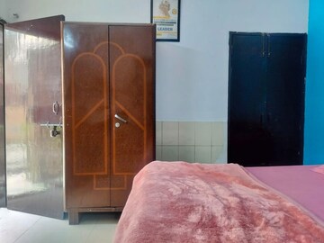 Furnished Amenities in 1 RK Apartment at Sarita Vihar – for Rent