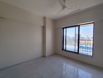 Room in 3 BHK Apartment at Gio Vindhyagiri CHS, Goregaon East – for Rent