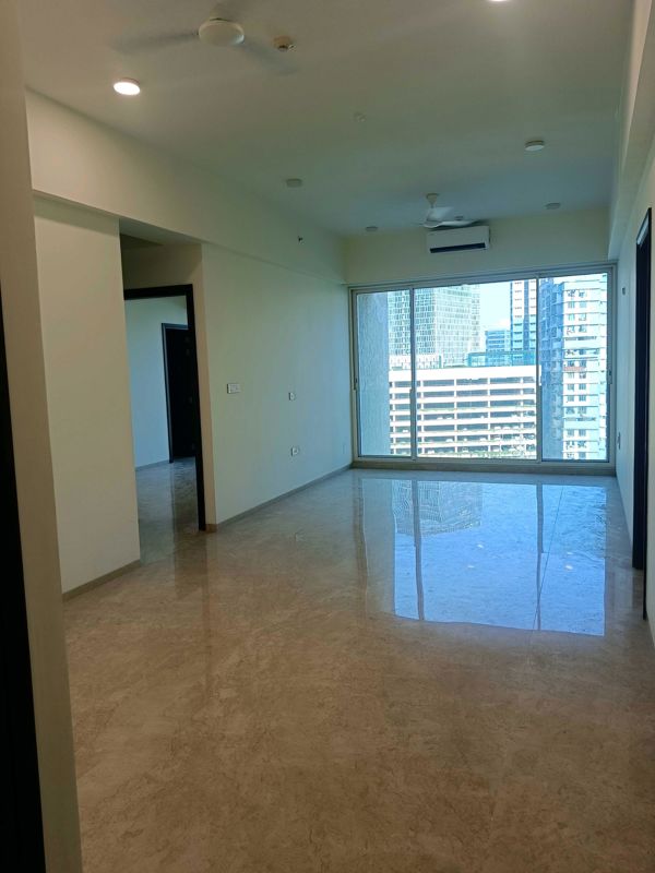 3 BHK + Pooja Room,Extra Room Apartment For Rent in Raheja Imperia
